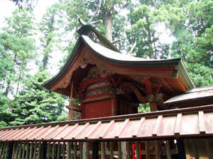 返田神社本殿