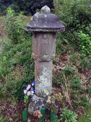 重制の石幢(大角地区)