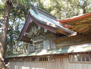 稲葉山神社本殿