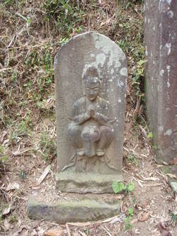 編玉神社（阿玉台）脇の馬頭観音