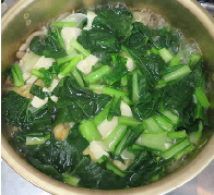 豆腐と小松菜を入れた写真