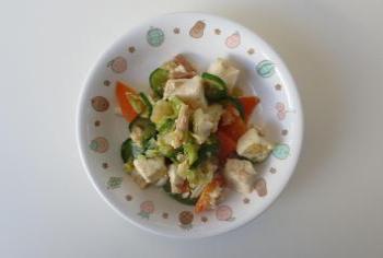 ツナ入り豆腐サラダの写真