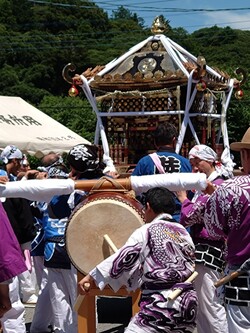 祇園祭のようす。