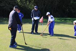 グラウンドゴルフ大会を実施しました。