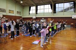 ダンスをしているようす。