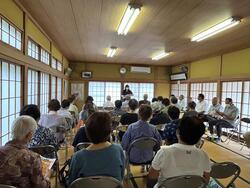 高齢者の集いを開催しました。