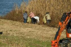 地域一斉ゴミ拾いを実施しました。