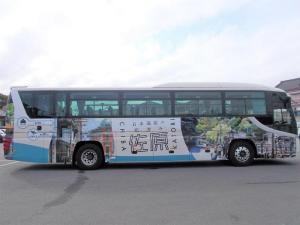 ラッピングバス(運転席側)