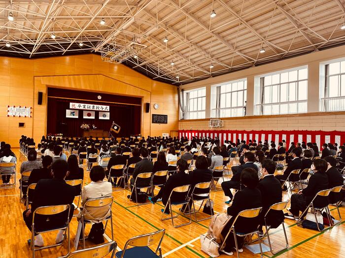 山田小学校卒業証書授与式1