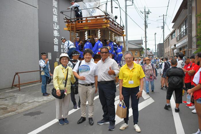 姉妹都市サイパンのカマチョ市長と佐原の大祭夏祭り見学