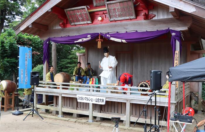 ふれあいマルシェin山倉大神舞台