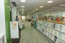 小見川図書館内