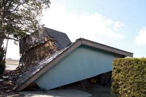 2011年3月13日 倒壊した家屋1